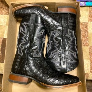 Men’s size 14 D Caiman Leather boots